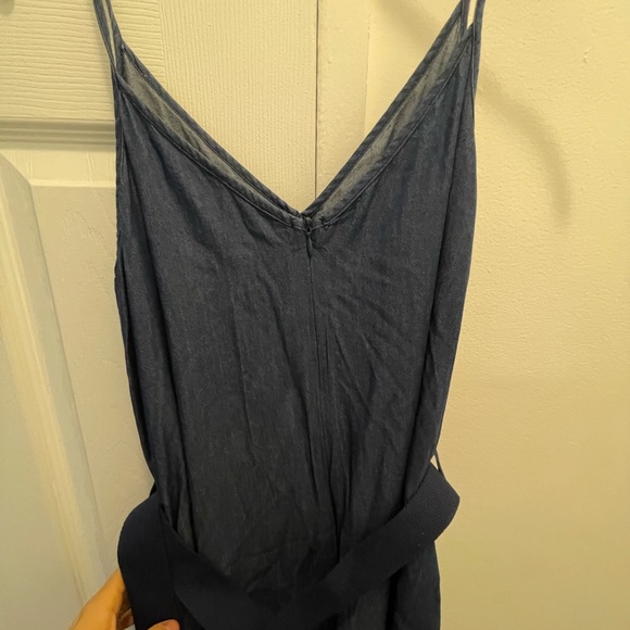 Women jump suit - Picture 1 of 5